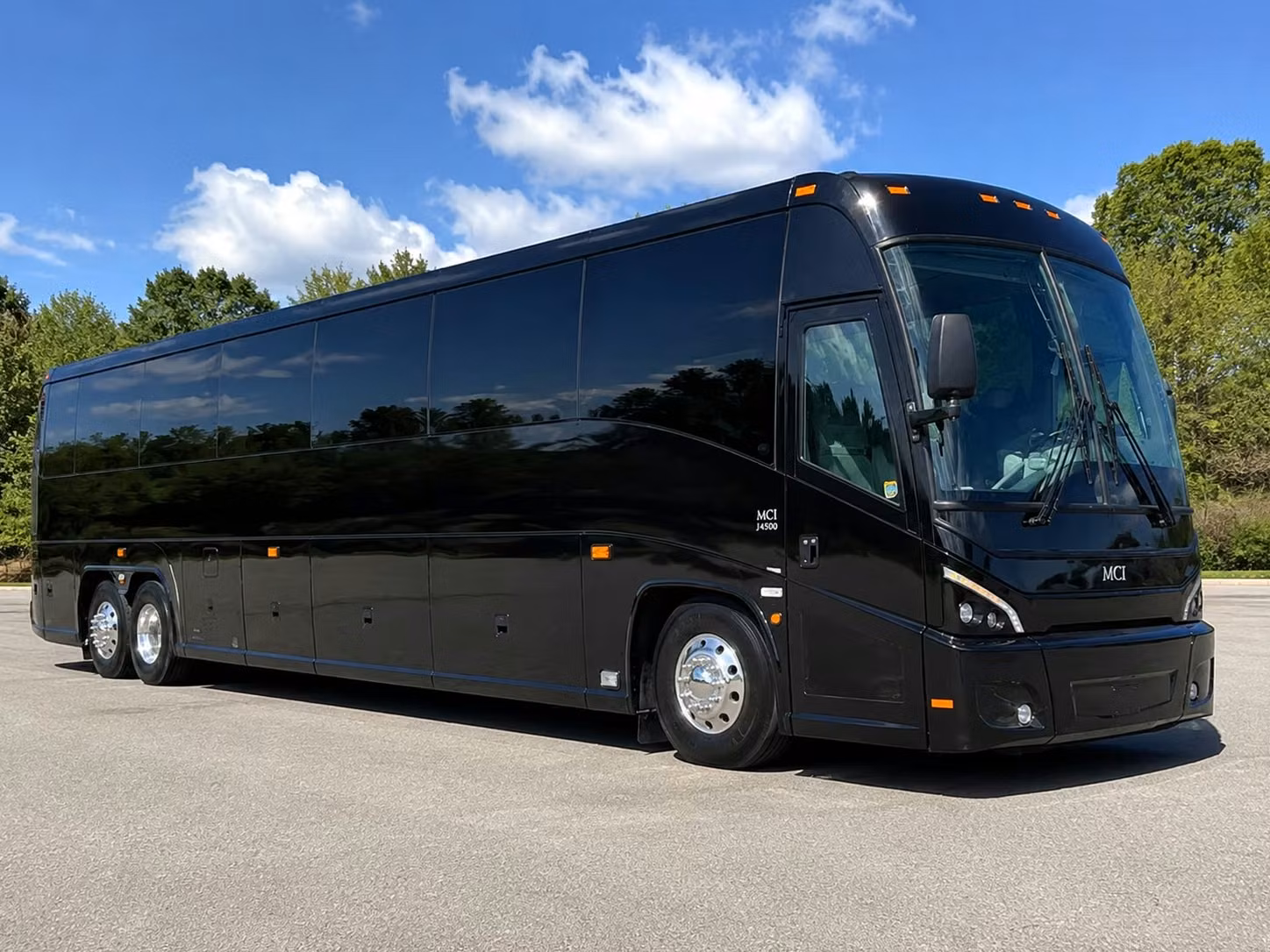 ada accessible field trip buses in petaluma california
