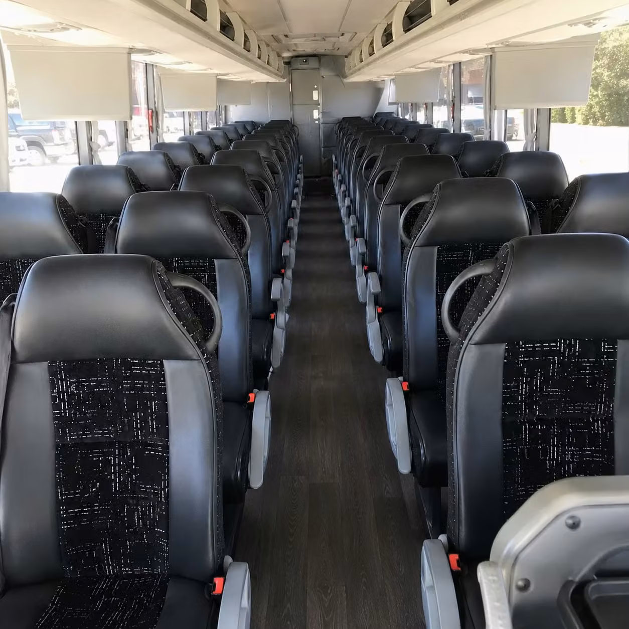 charter bus rentals for petaluma high school and college campus visits