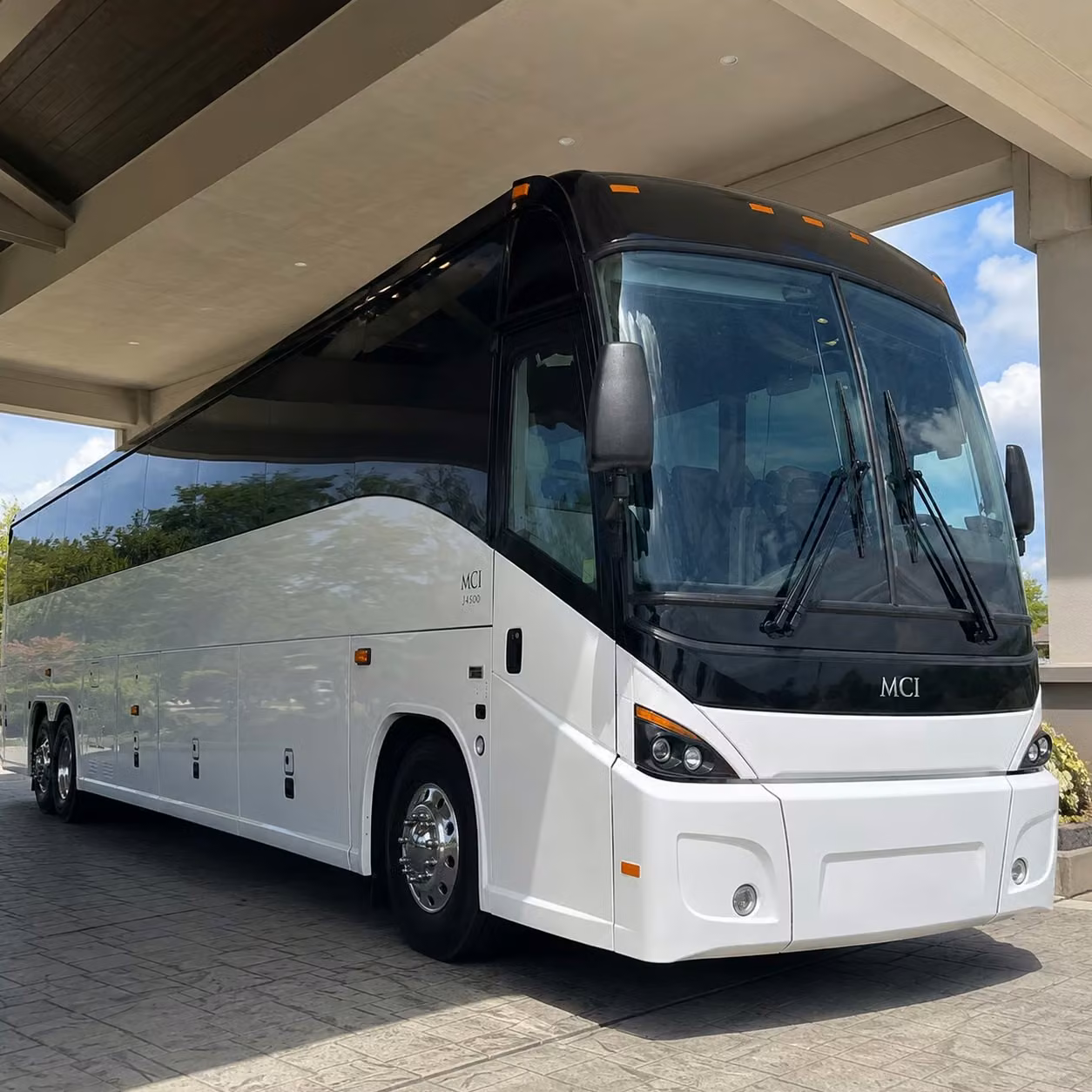long distance charter bus rentals from petaluma to san francisco sacramento and beyond