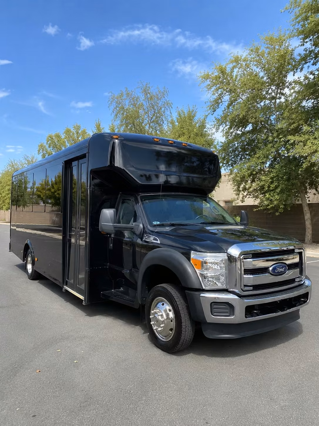 petalumacharterbuscompany com makes it easy to book bachelorette party buses in petaluma wine country