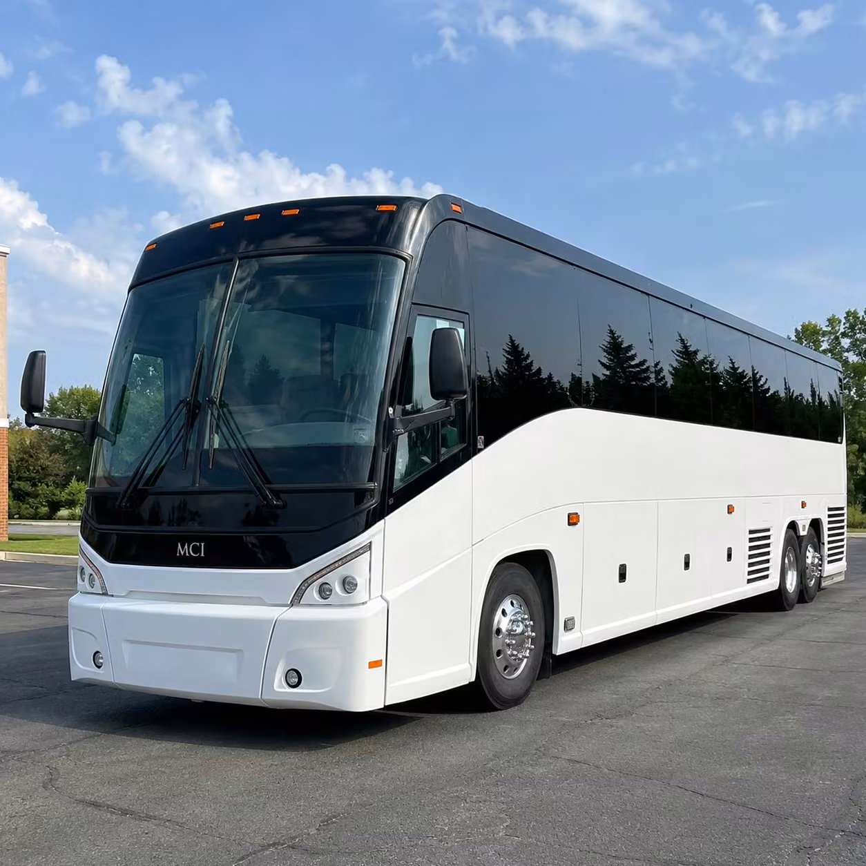 wine country concert shuttles for outdoor shows and winery amphitheaters near petaluma